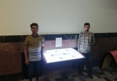 طراحی، ساخت، و نصب میز نور تاشو دیواری توسط دانشجویان دانشکده مهندسی مکانیک