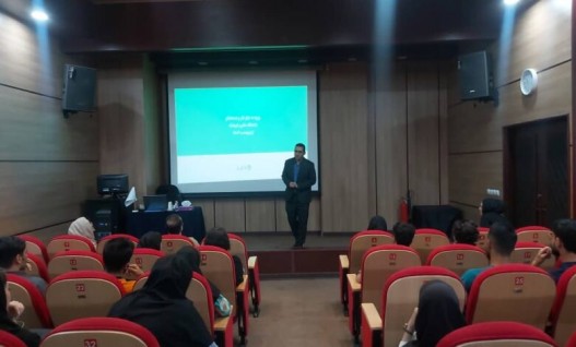 نشست تخصصی ورود به بازار کار و دنیای استخدام برگزارشد