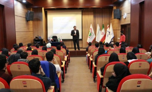 نشست علمی معرفی گواهینامه&zwnj;های حرفه&zwnj;ای سازمان بورس و اوراق بهادار برگزار شد